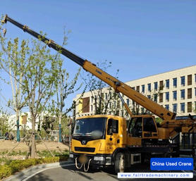 Buy XCMG 12L5 Used Crane / 4 Used XCMG 12L5 Crane 2021 Model / 4